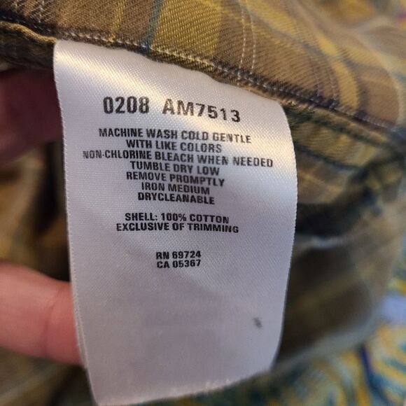 Columbia Men's Plaid Cotton Button Down Shirt - Picture 14 of 14